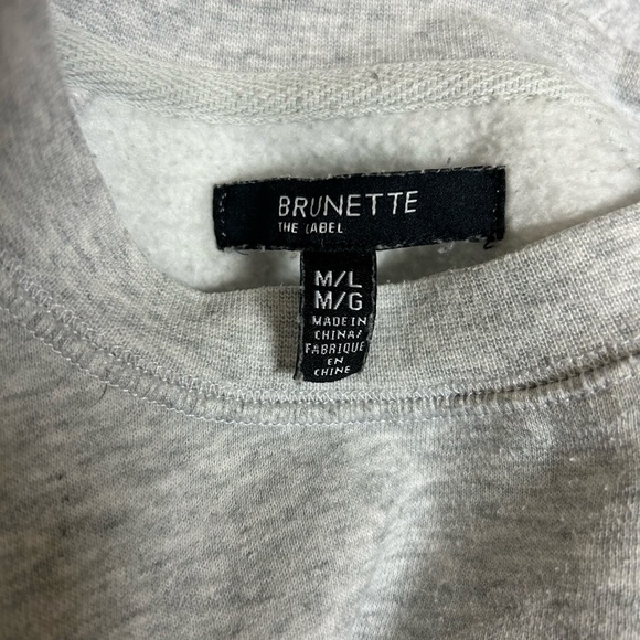 2/$75💥- SWEATER | Women’s Brunette the Label sweater size medium/large - Picture 6 of 6